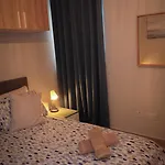 Spacious 3br Located With Sea Views Apartment *