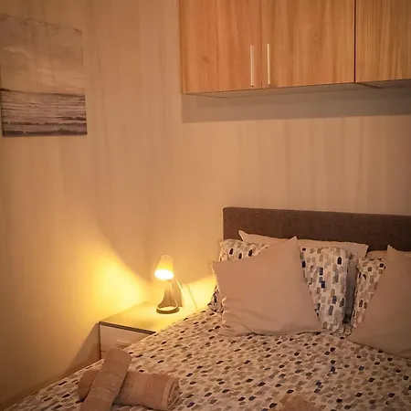 Spacious 3br Located With Sea Views