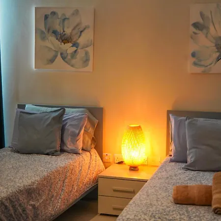 Spacious 3 Bedroom Located With Sea Views St. Paul's Bay