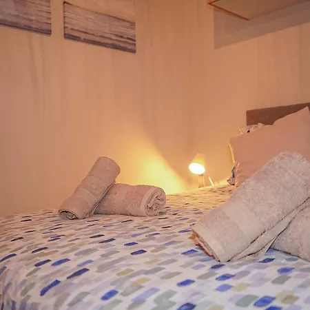 Spacious 3 Bedroom Located With Sea Views * St. Paul's Bay