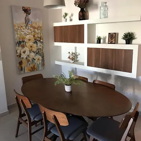 Spacious 3 Bedroom Located With Sea Views St. Paul's Bay