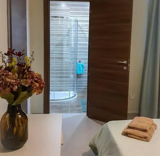 Spacious 3 Bedroom Located With Sea Views * St. Paul's Bay