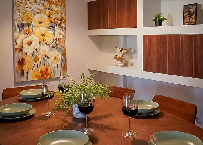 Spacious 3 Bedroom Located With Sea Views St. Paul's Bay