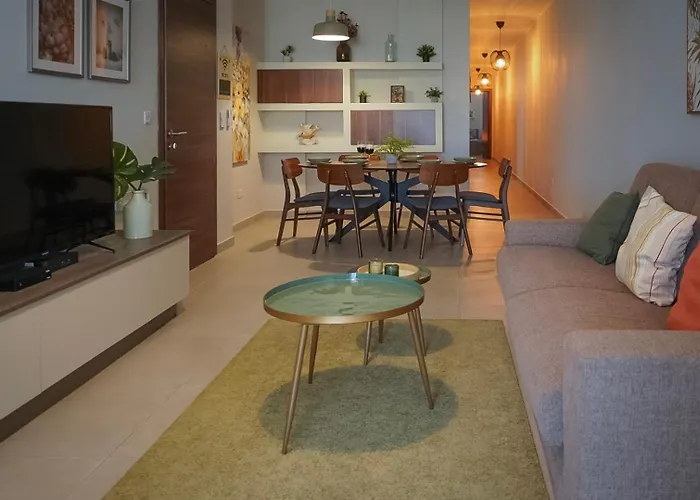 Spacious 3 Bedroom Located With Sea Views Apartment St. Paul's Bay