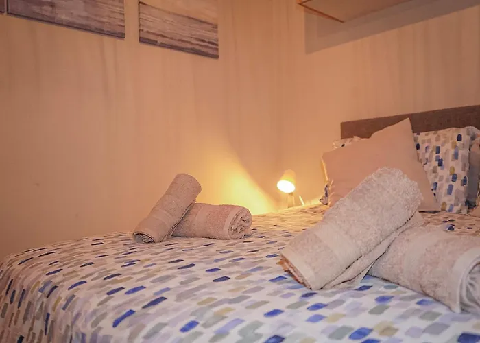 Spacious 3 Bedroom Located With Sea Views * St. Paul's Bay