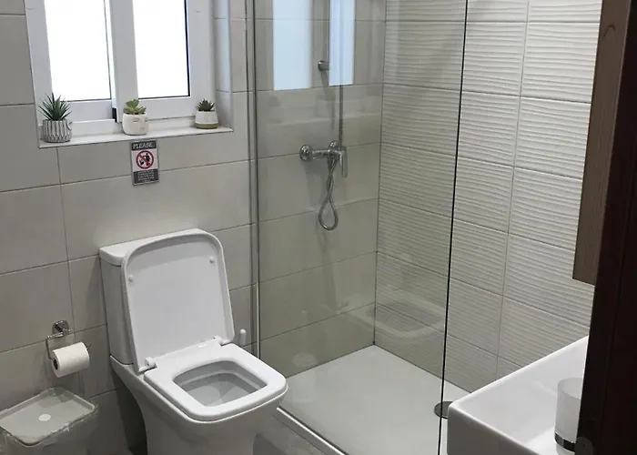 Spacious 3 Bedroom Located With Sea Views St. Paul's Bay